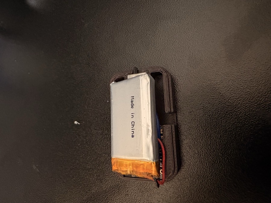 The finished sensor with the shell closed
